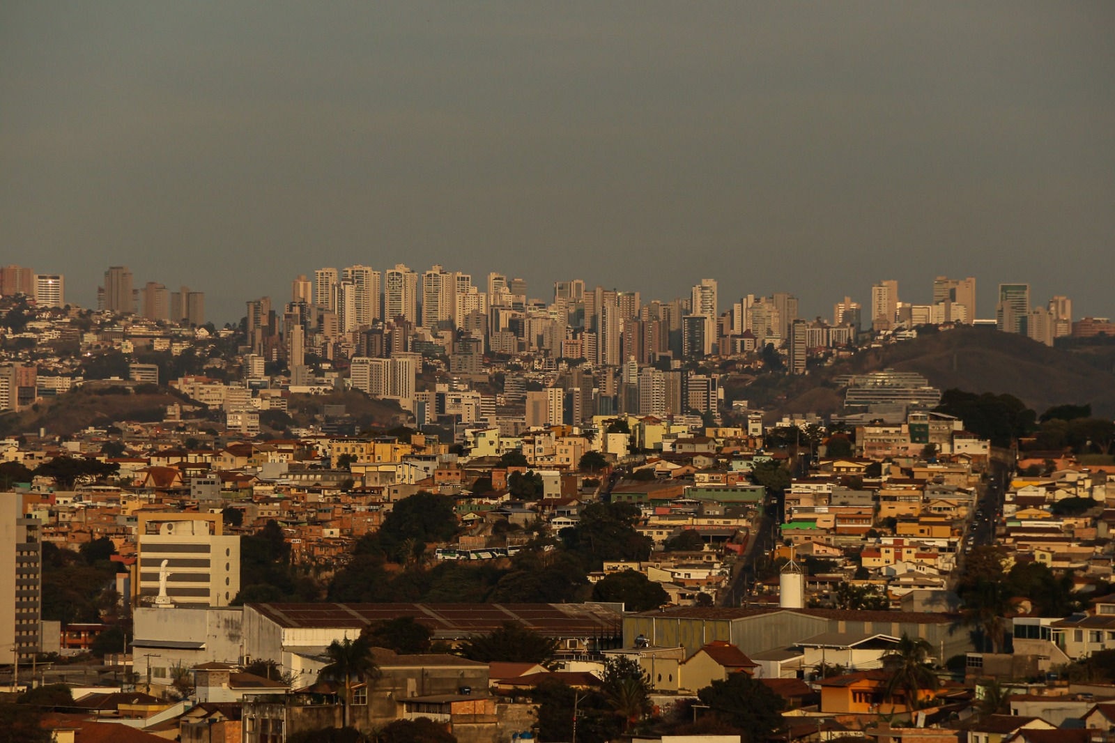 BH tem registrado dias de tempo seco, que demandam cuidado com a hidratação
