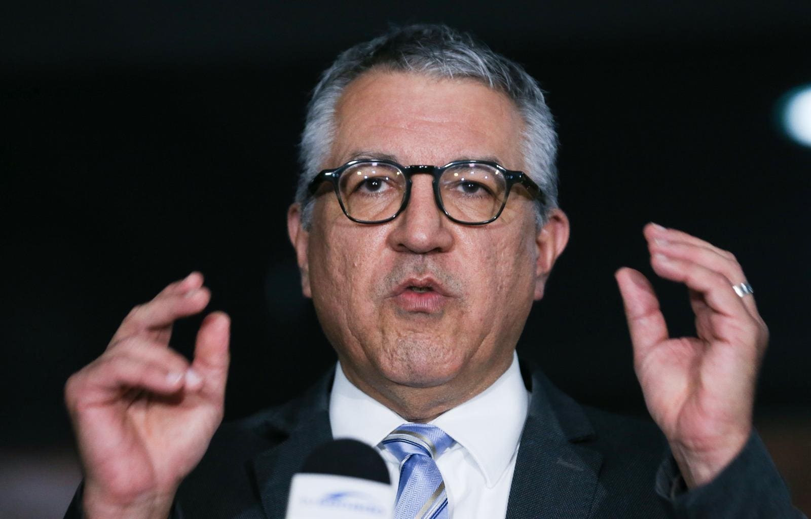 Responsável pela articulação política, Alexandre Padilha vem tentando fazer aproximação do Palácio do Planalto com a bancada evangélica