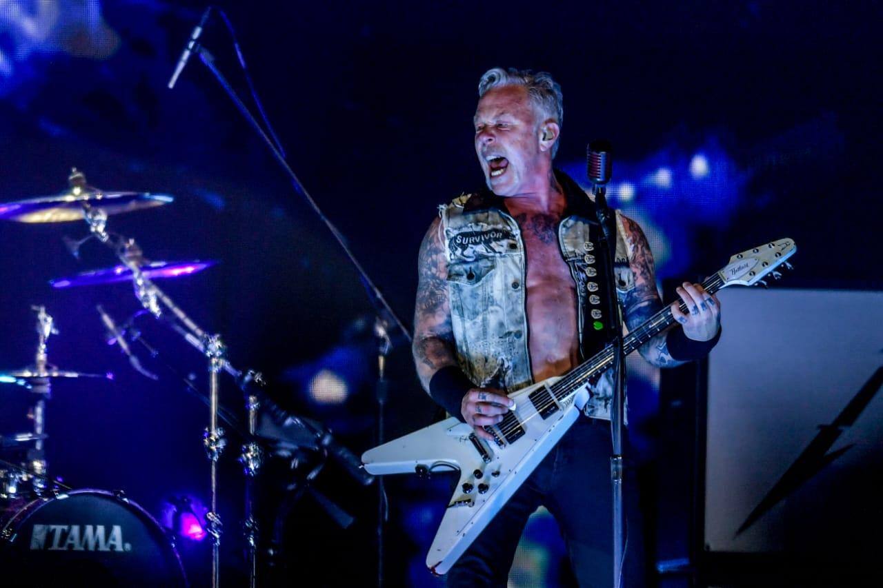 James Hetfield, vocalista do Metallica, durante show em BH