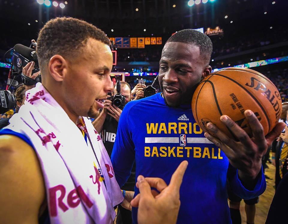 Curry é o principal pontuador do atual campeão da NBA nos primeiros sete jogos da competição