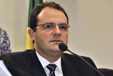 Nelson Barbosa rechaçou a concessão de reajuste salarial de 27,3% reivindicado pelos servidores