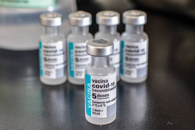 Vacina AstraZeneca