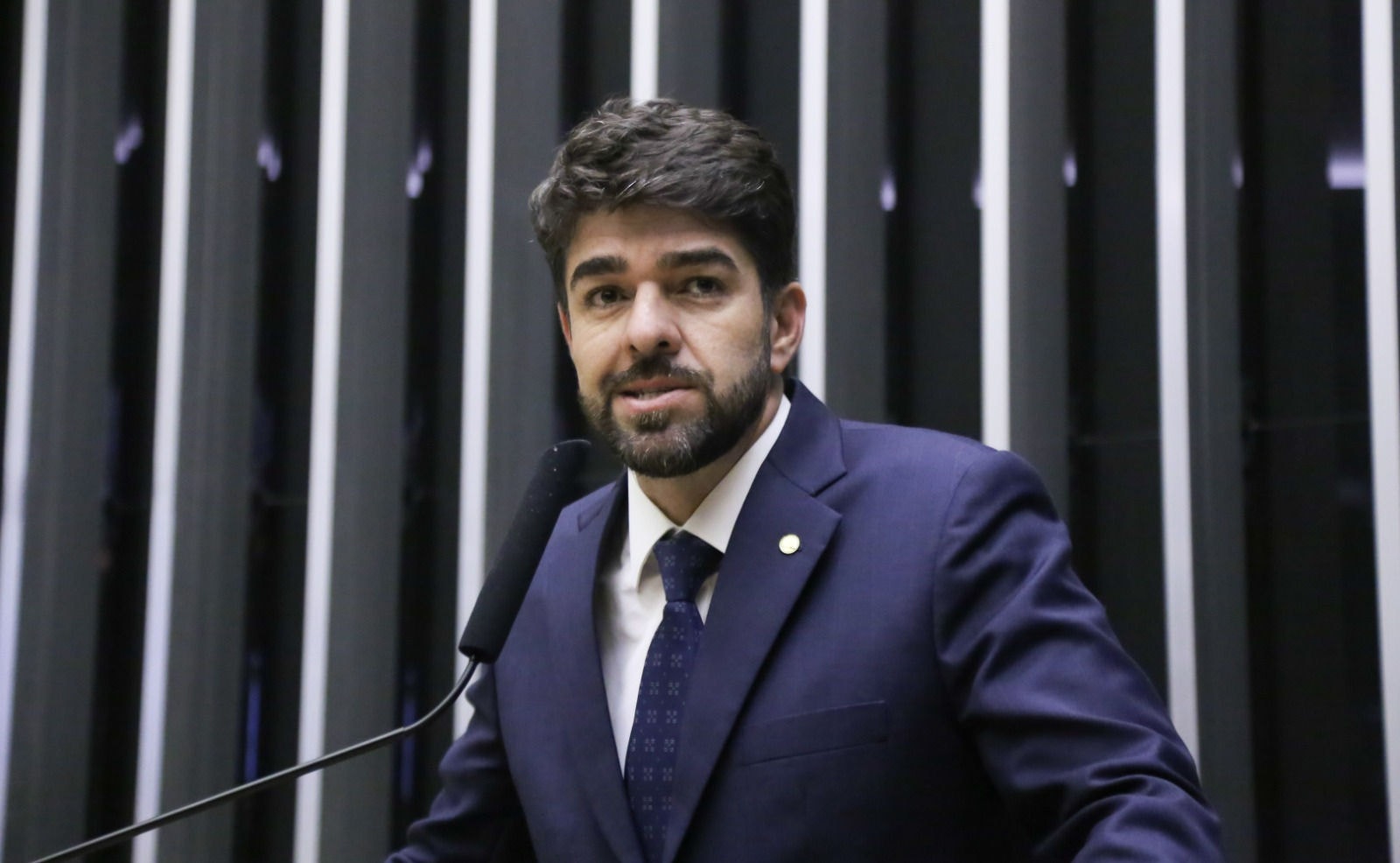 Deputado é presidente da Comissão de Saúde, colegiado mais cobiçado da Câmara diante do orçamento expressivo; ele ainda assumirá como relator do PL do licenciamento ambiental