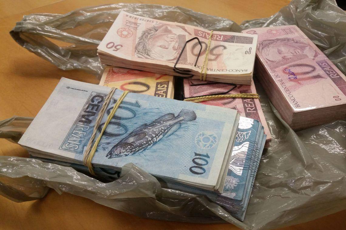 dinheiro cheque especial inflação