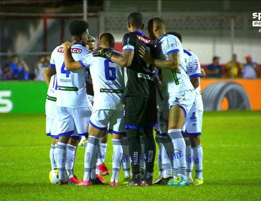 A URT jogou bem, mas foi eliminada porque o empate garantia a vaga ao Avaí
