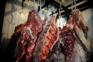 UE ameaça novas restrições à carne brasileira