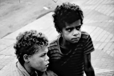 “Teremos Infância” Filme de 1974 do celebrado diretor Aloysio Raulino narra a vida de um ex-menor abandonado em SP