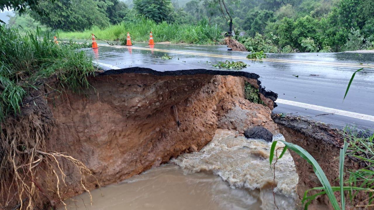 Chuva fez estragos no Vale do Mucuri