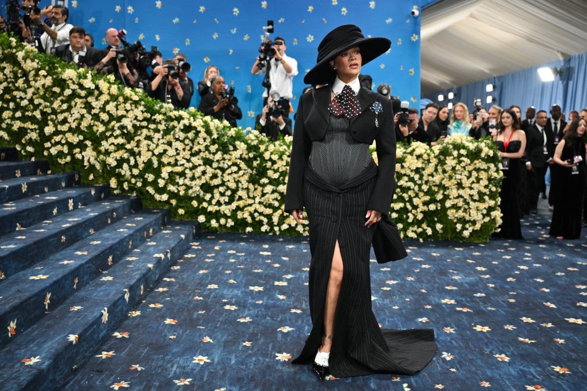 A cantora Rihanna é mãe de RZA Athelston, de três anos, e Riot Rose, de um ano e meio, com o marido, A$AP Rocky