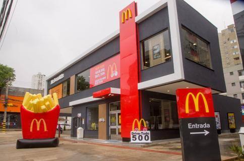 McDonald's tem vagas para atendente e embaixador da experiência do cliente
