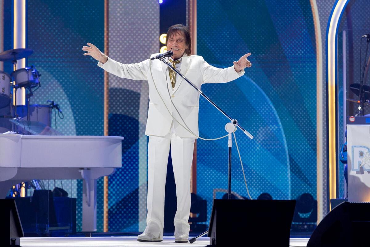 O cantor Roberto Carlos vem a BH em março