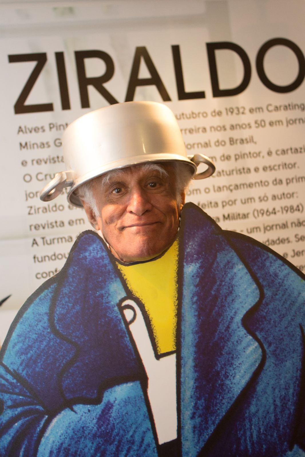 O escritor e cartunista Ziraldo durante exposição de alguns de seus trabalhos em comemoração aos 80 anos de vida, no Cine Sesc, em São Paulo
