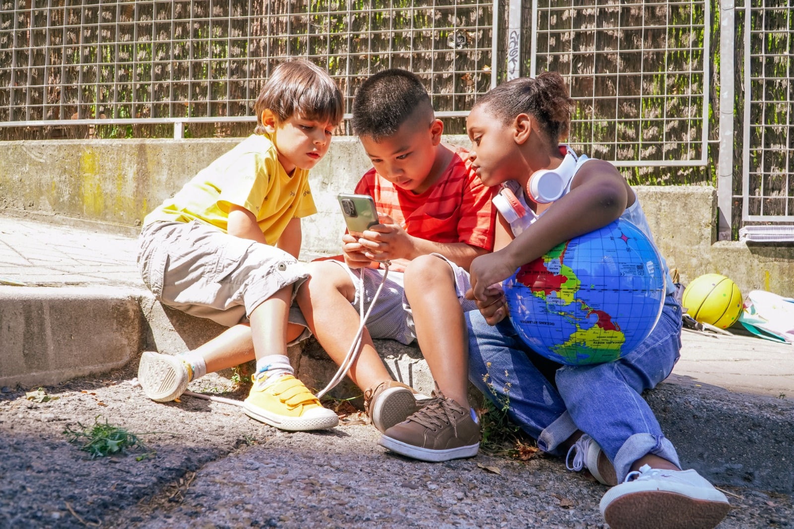 Escolas têm papel essencial para a limitação do uso de celular