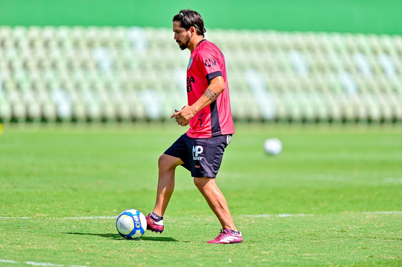 Benítez agradeceu à toda a diretoria do Coelho pela preparação física especial