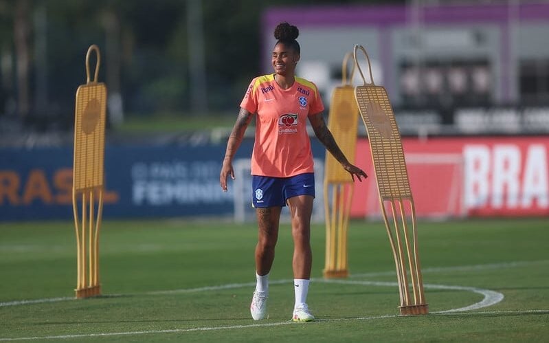 Tarciane, zagueira da Seleção feminina. (Foto: CBF/Divulgação)