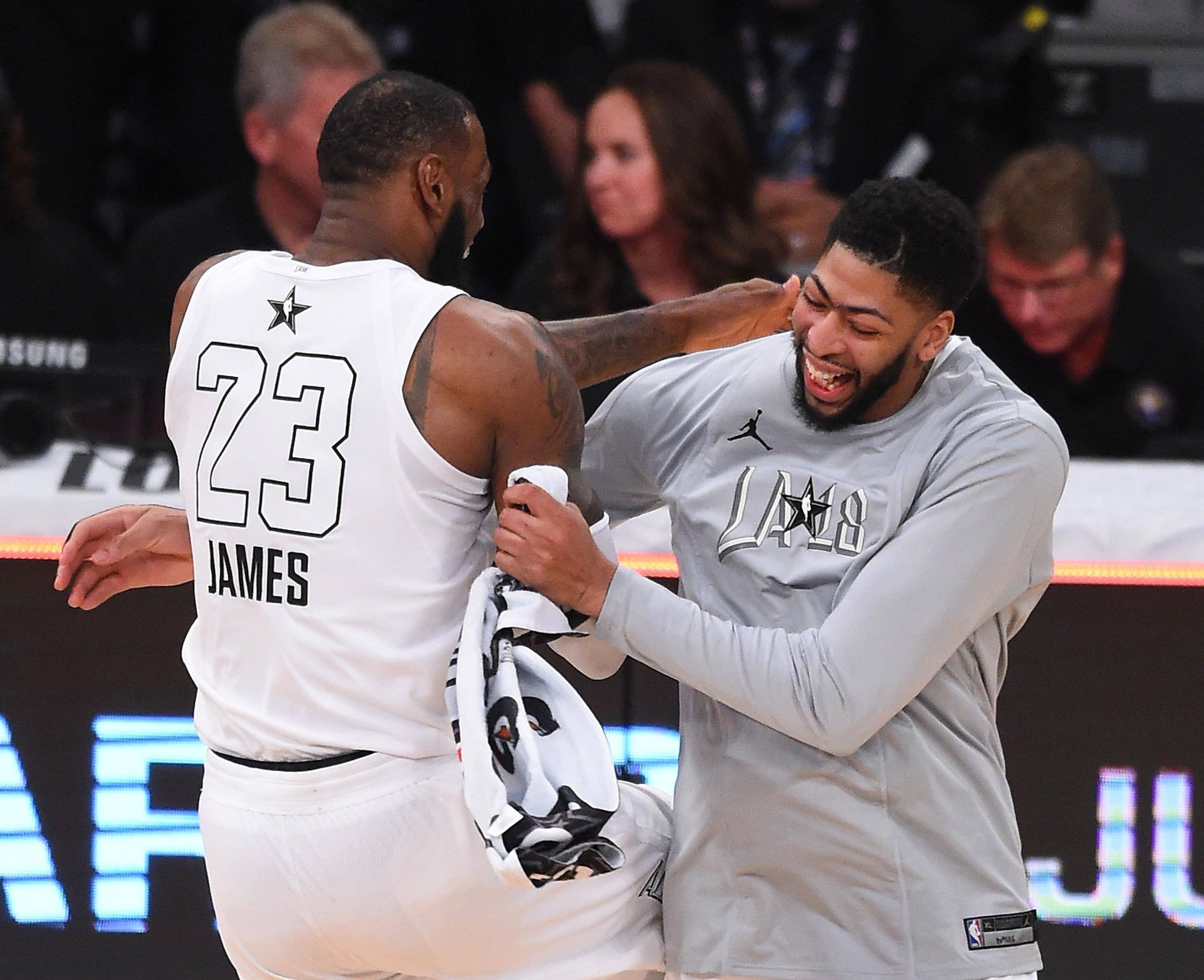 Anthony Davis e LeBron Davis