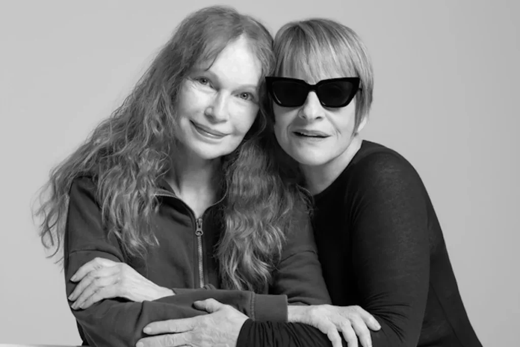 Mia Farrow e Patti LuPone