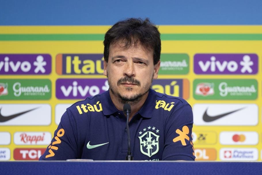Fernando DIniz chegou a comandar a seleção brasileira 