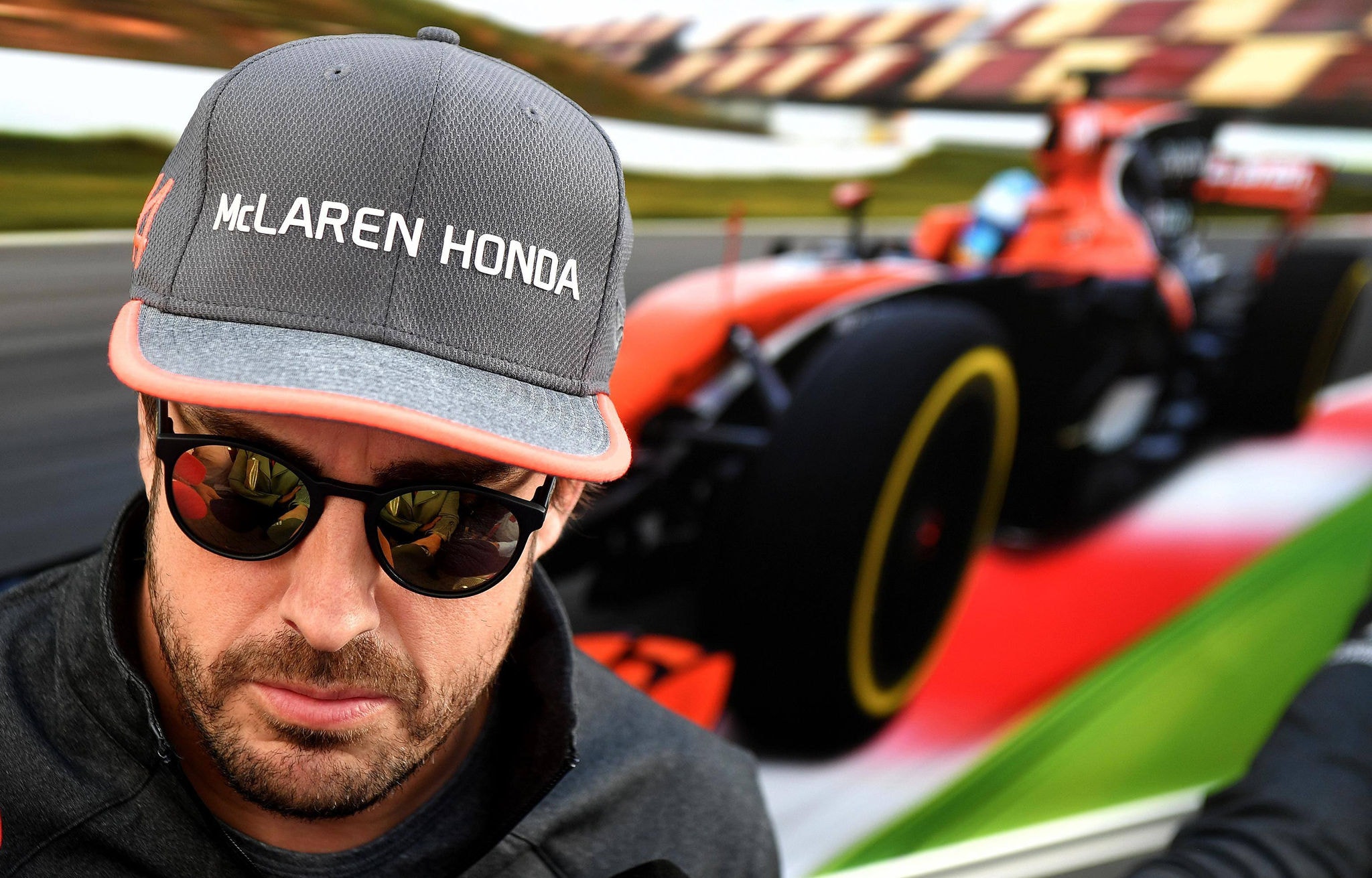 Fernando Alonso ainda não decidiu qual vai ser o seu futuro na próxima temporada