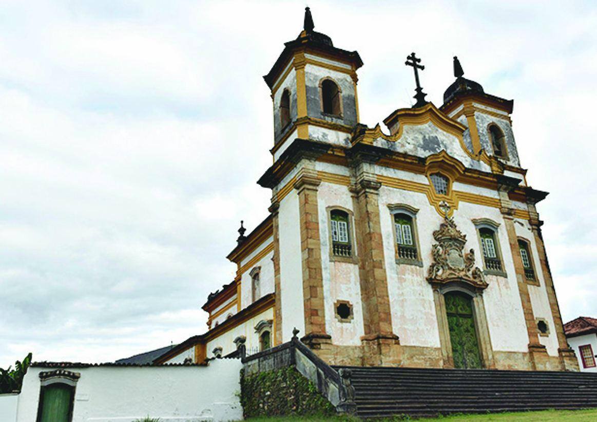 Igreja São Francisco de Assis, em Mariana, está fechada desde 2013