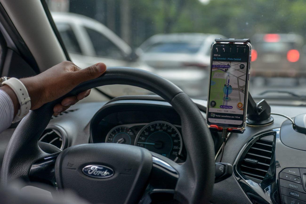 uber 99 gps motorista por aplicativo transporte trânsito