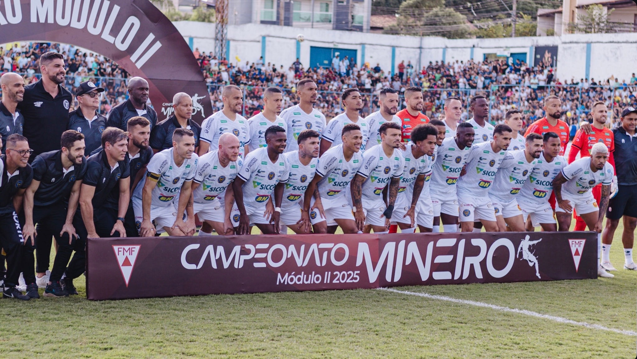 Torcedores do North lotaram a Arena Credinor em Montes Claros