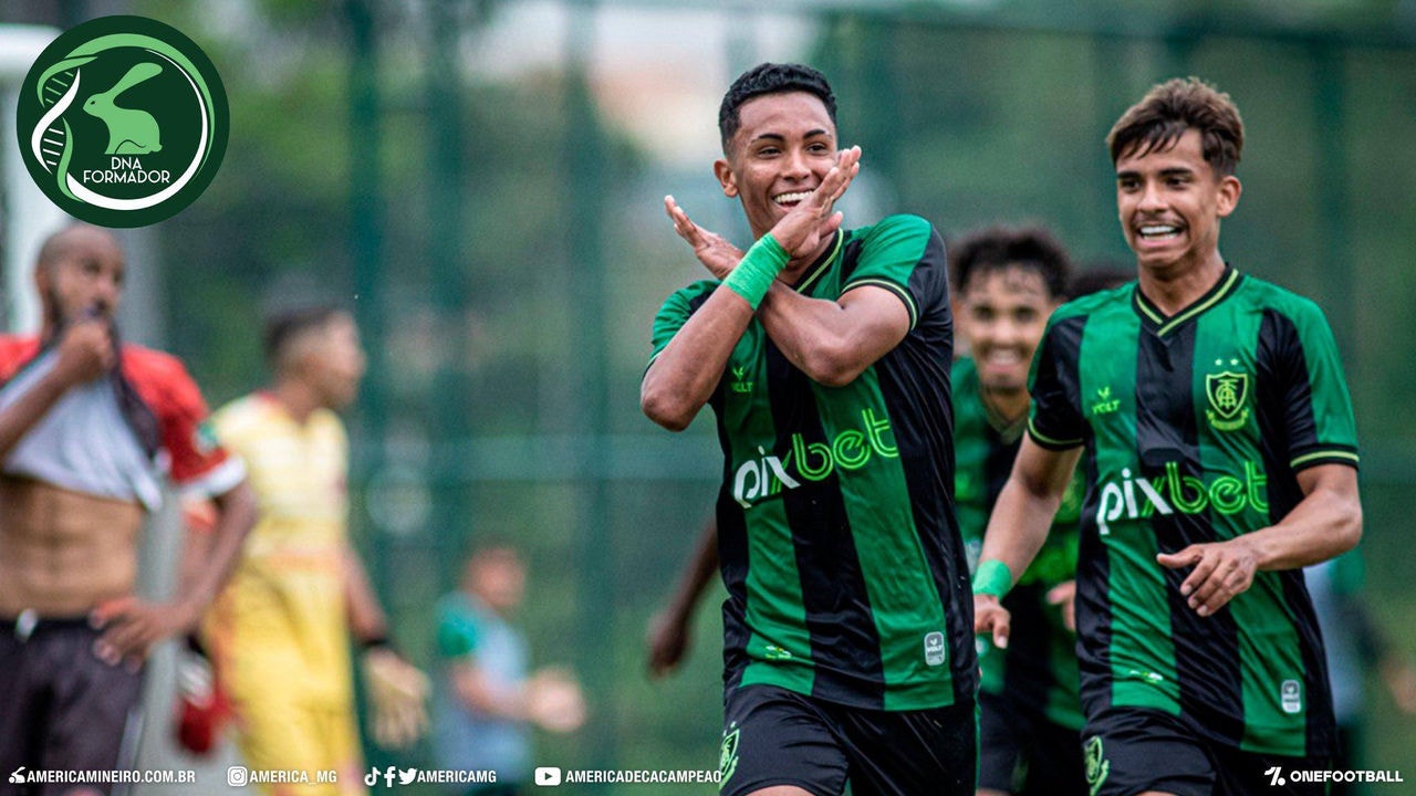 Jogadores da base conquistaram dois títulos no futebol masculino este ano