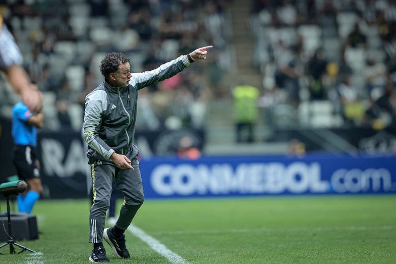 Equipe do técnico Gabriel Milito vai enfrentar o San Lorenzo pelas oitavas da Libertadores