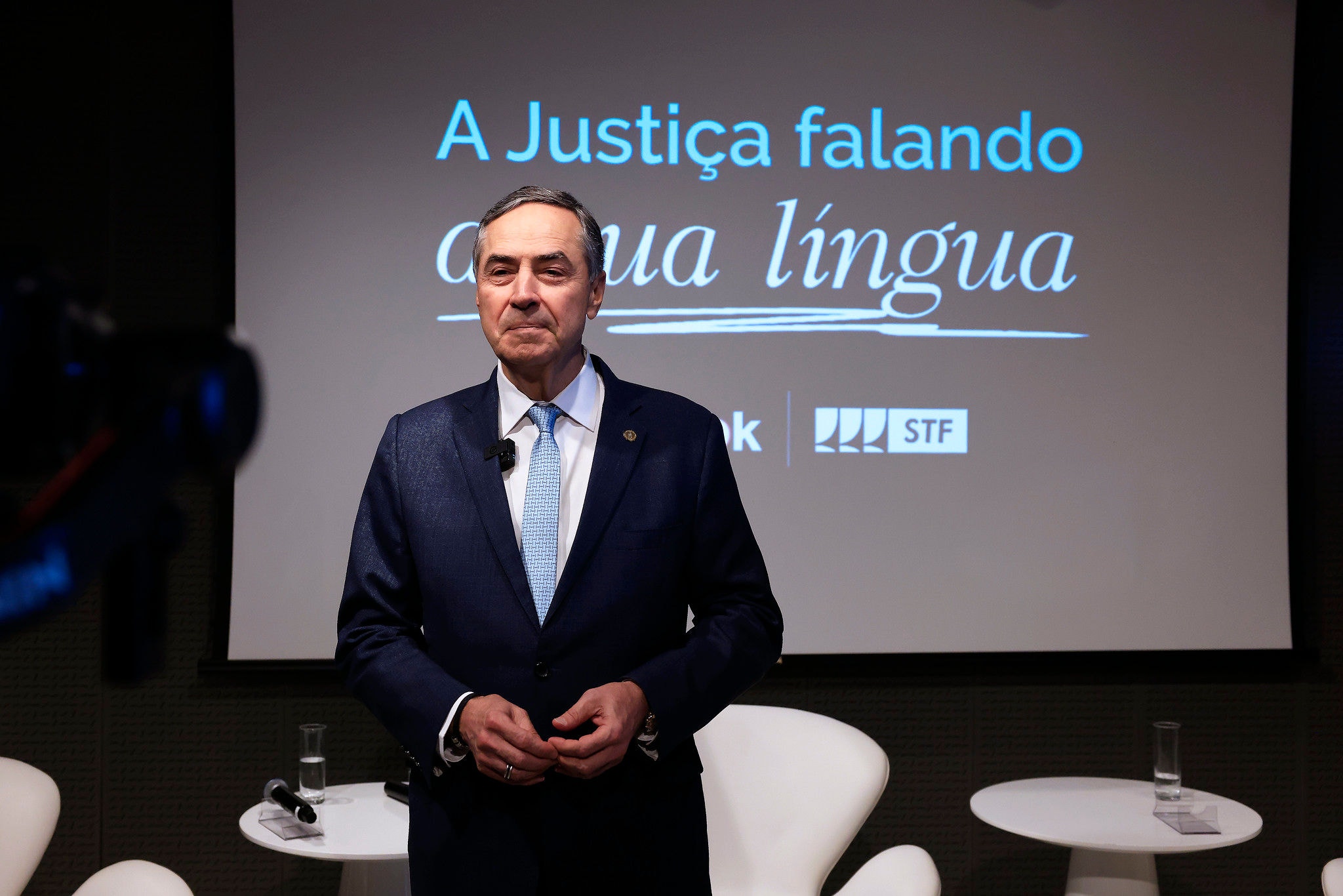 O ministro Luís Roberto Barroso durante evento 'Justiça falando a sua língua', em parceria com o TikTok.