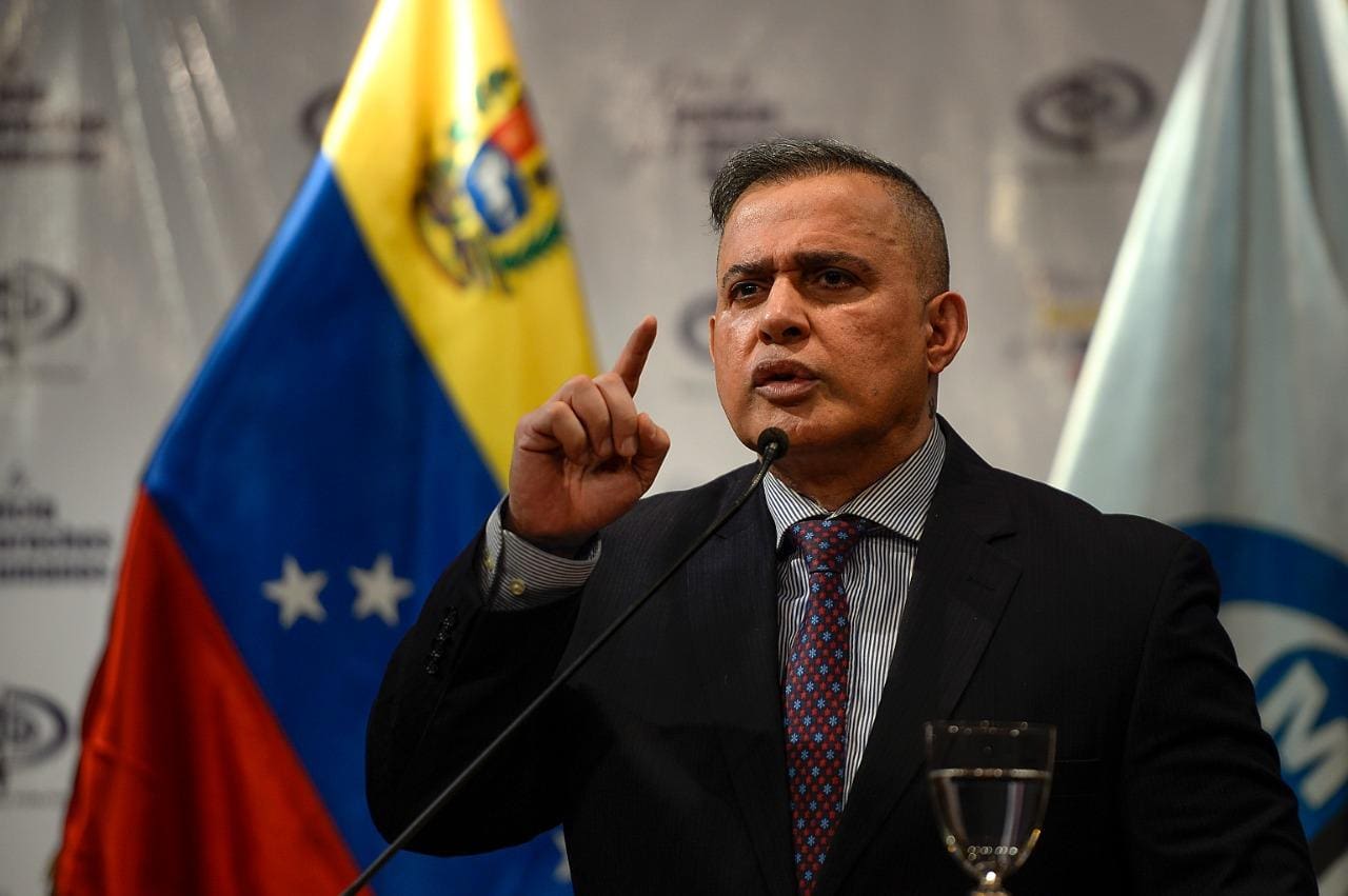 Tarek William Saab procurador-geral da Venezuela, diz que os dois americanos detidos são acusados de terrorismo