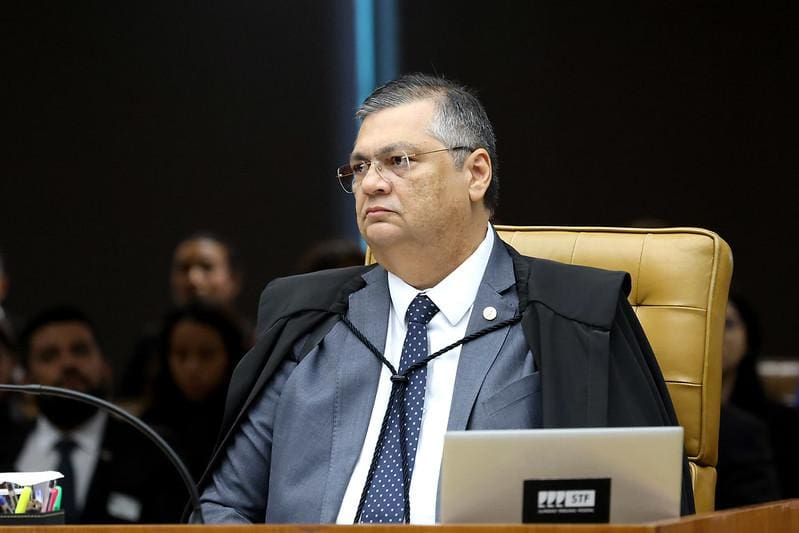 O ministro Flávio Dino, do STF, durante sessão de julgamentos