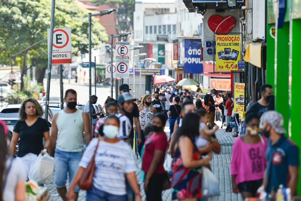 Flexibilização vem com restrição de circulação e de funcionamento dos estabelecimentos para evitar o avanço da Covid-19 na cidade