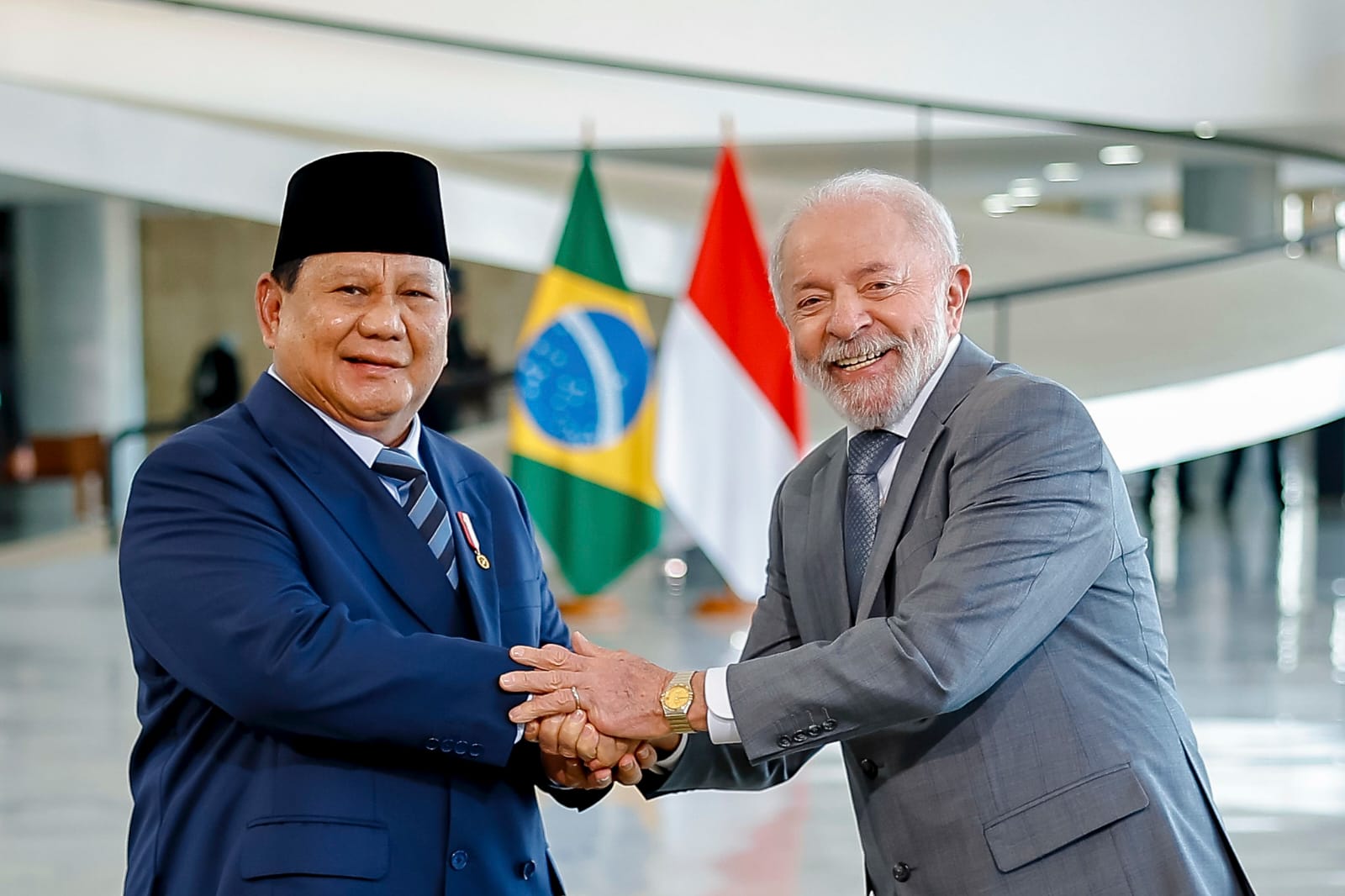 Lula recebeu Prabowo Subianto, presidente da Indonésia, no Palácio do Planalto