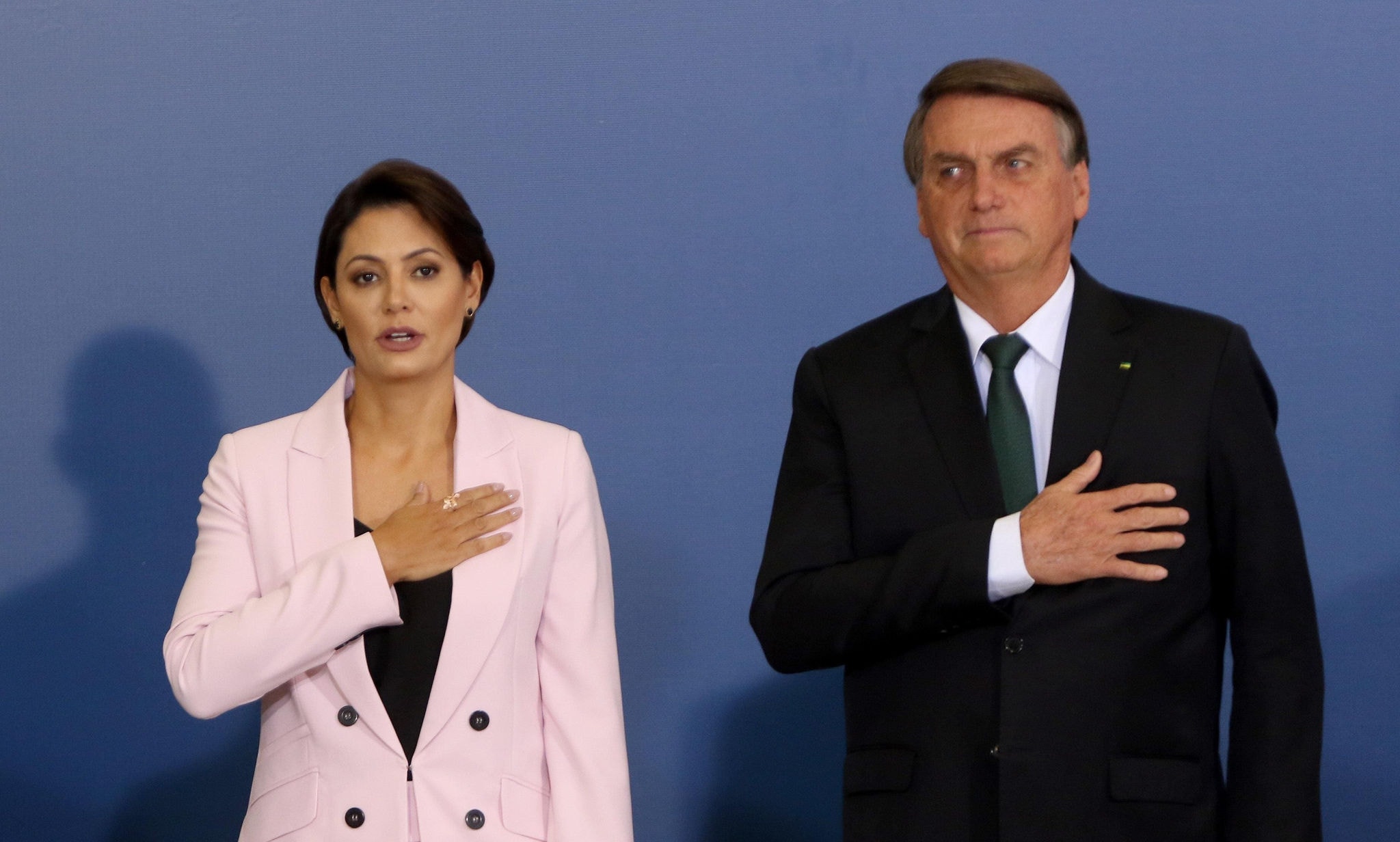 Michelle e Jair Bolsonaro viajaram aos Estados Unidos em 30 de dezembro de 2022, mas apenas ex-presidente não retornou ao Brasil