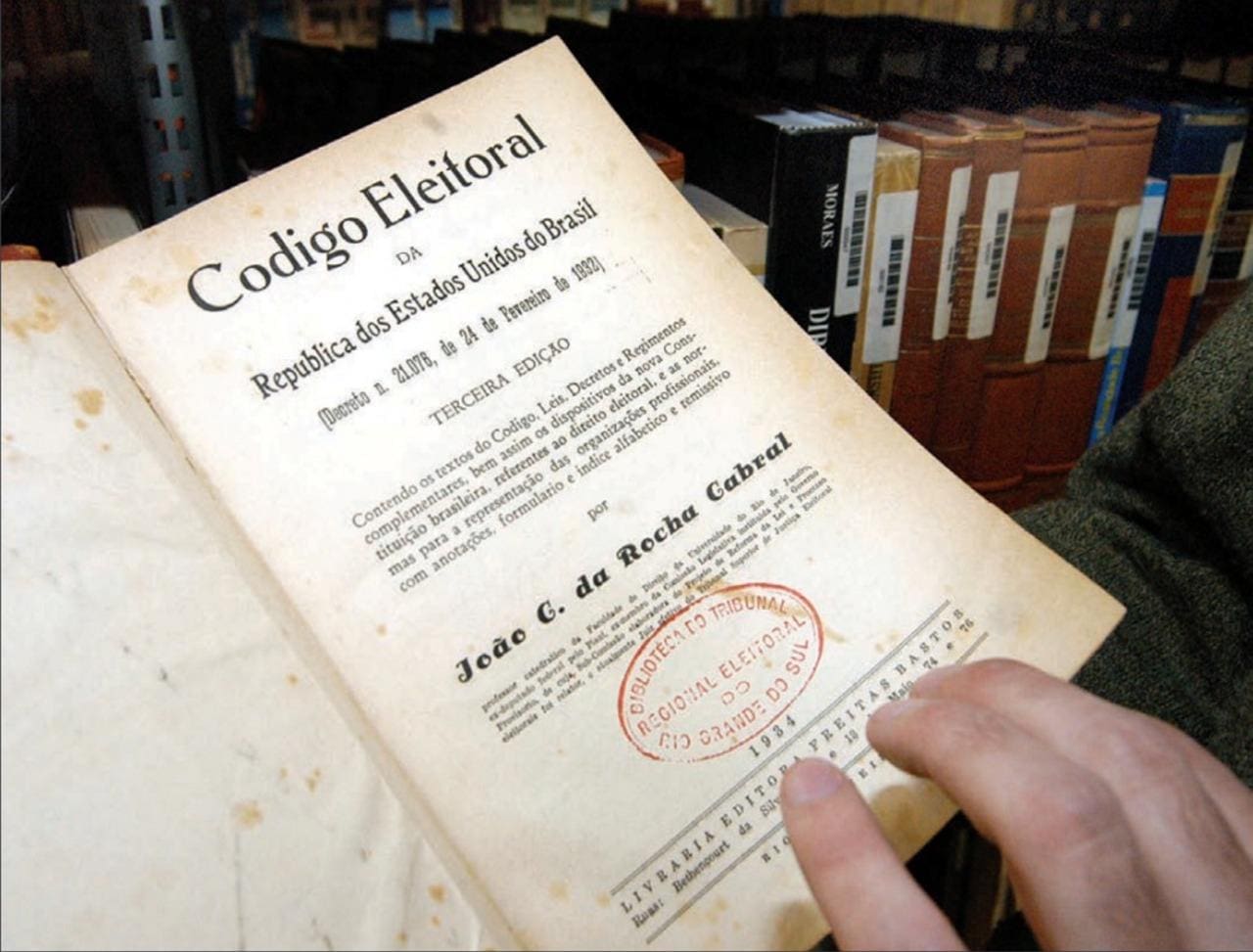 Primeiro Código Eleitoral Brasileiro completa 90 anos