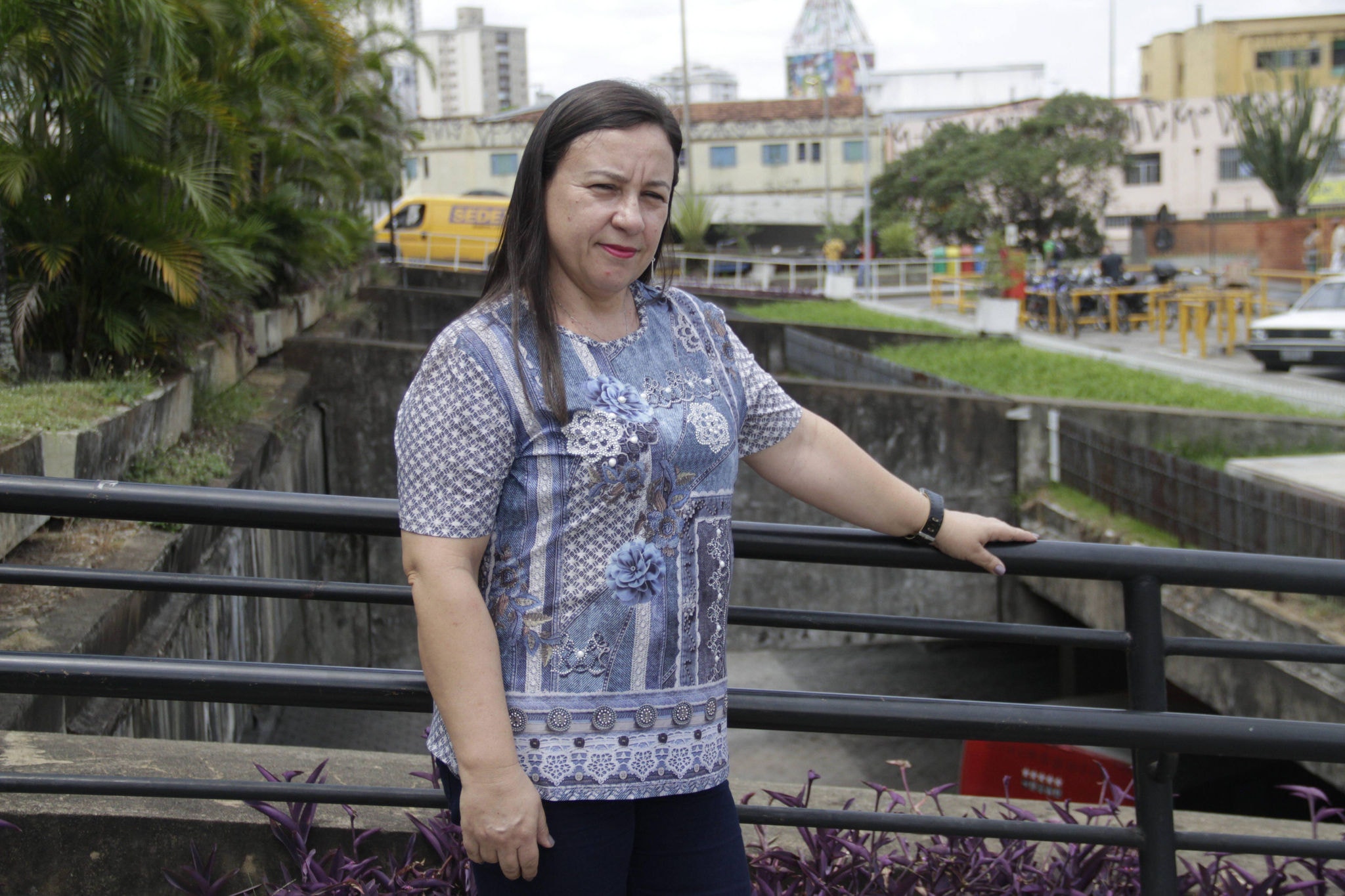 “Achei que ia morrer, era o mesmo que receber uma sentença de morte Tive que mudar de Estado, recomeçar minha vida em outro lugar” - Heliana Moura, assistente social, 50, com HIV há 25 anos