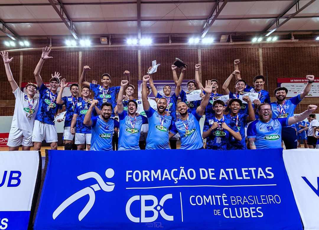 Sada Cruzeiro sub-17 é campeão do Campeonato Brasileiro Interclubes, em Belo Horizonte