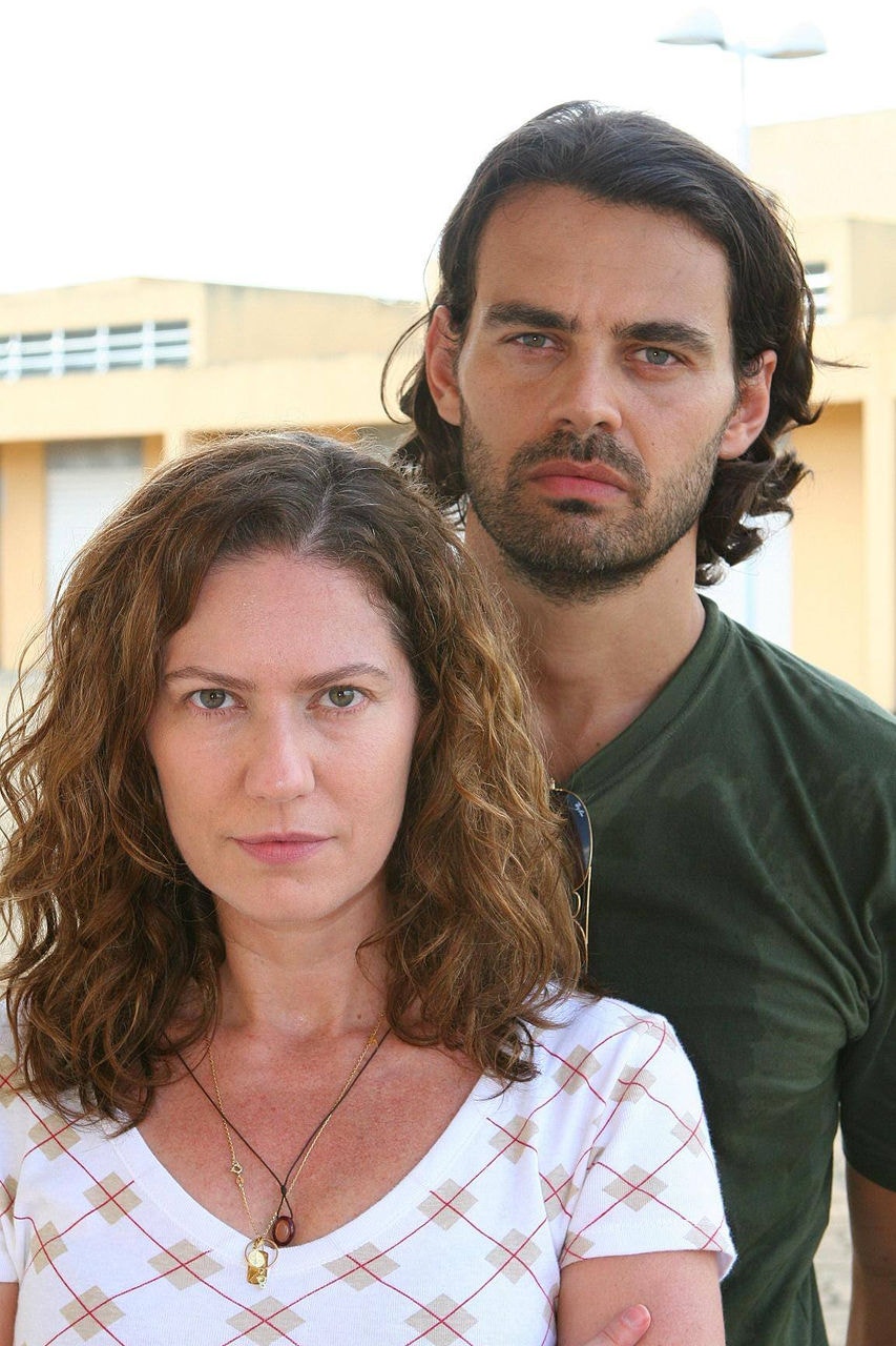 Flora (Patrícia Pillar) e Zé Bob (Carmo Dalla Vecchia), personagens de A Favorita
