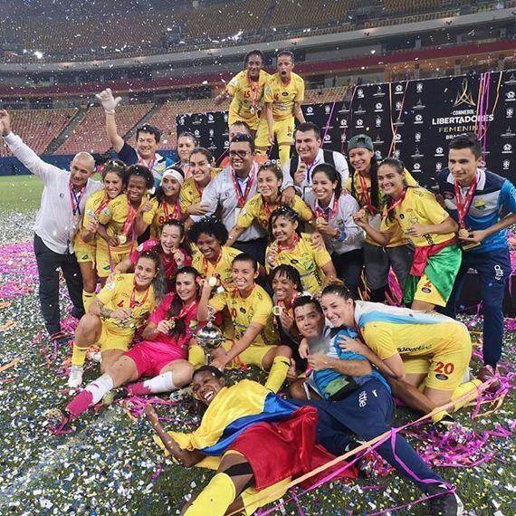 Prêmio de campeão da Libertadores feminino vai para time masculino