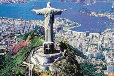 Cristo Redentor é uma das atrações turísticas mais visitada na cidade carioca