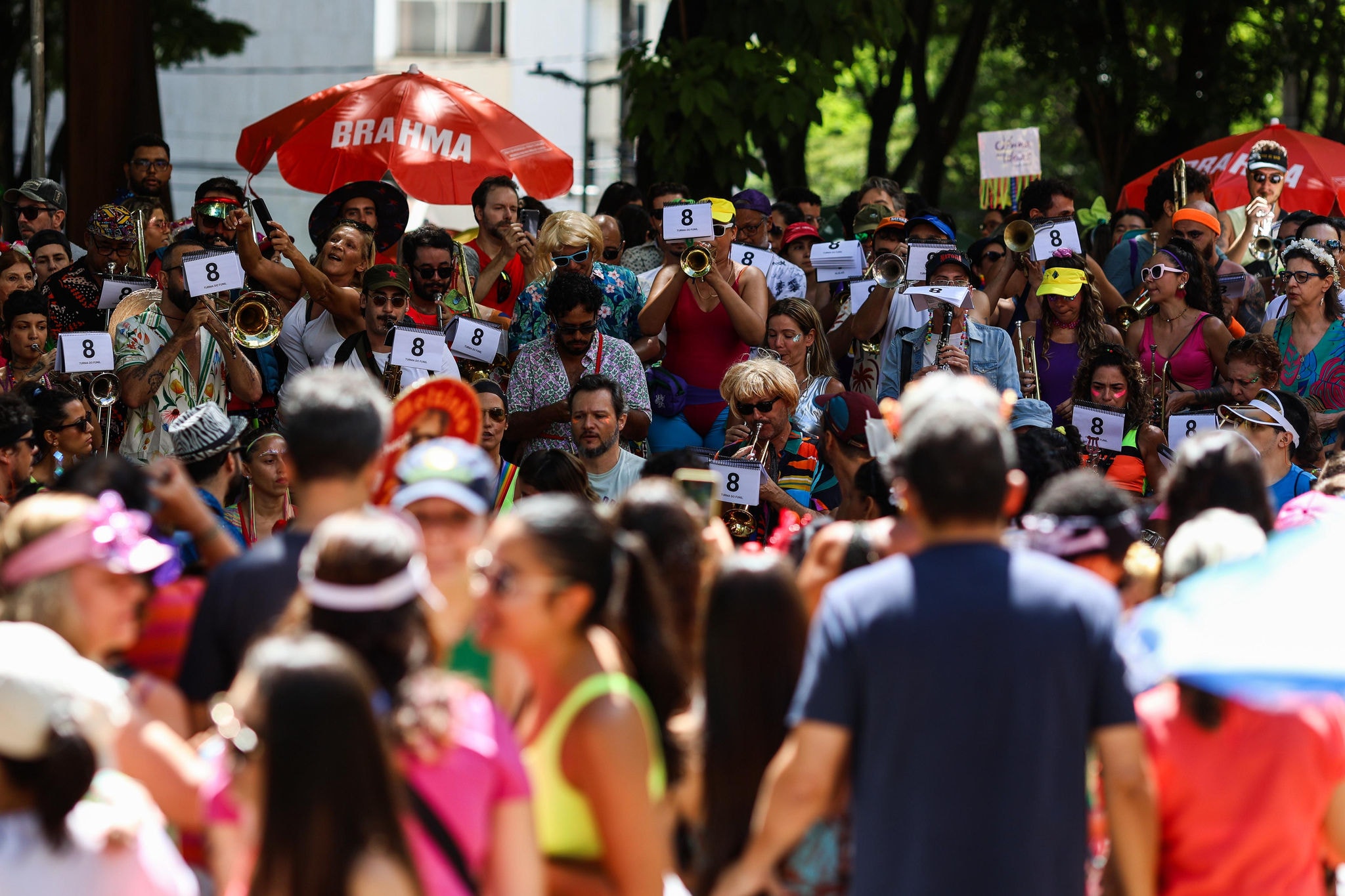 Ruas de BH já recebem diversos blocos