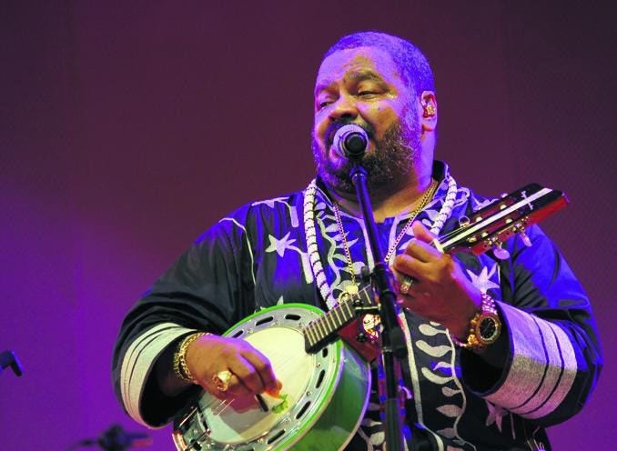 O show faz um grande passeio pela obra de Arlindo, reunindo sucessos