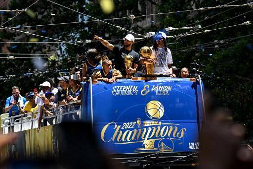 US-BASKET-NBA-WARRIORS-PARADE