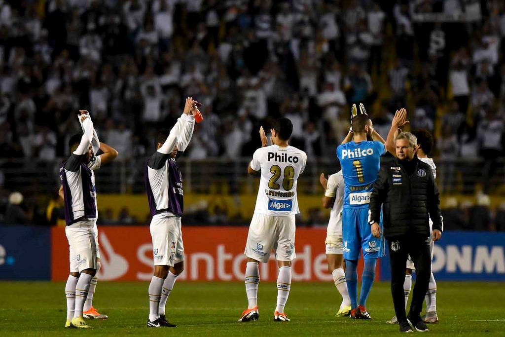 Torcida santista irá lotar a Vila Belmiro no clássico contra o São Paulo, pelo Brasileirão