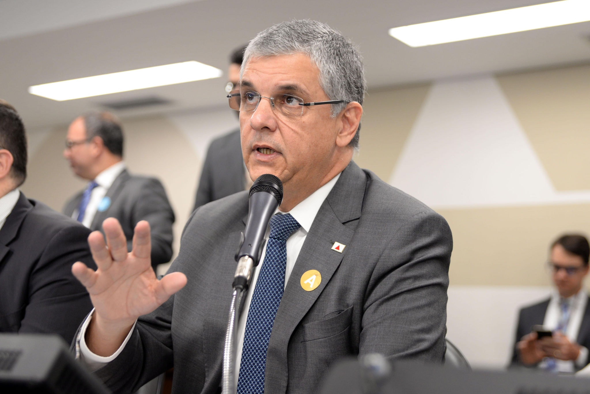 secretário de Fazenda, Gustavo Barbosa