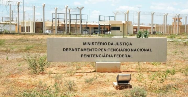 A fachada da Penitenciária Federal em Mossoró, no Rio Grande do Norte