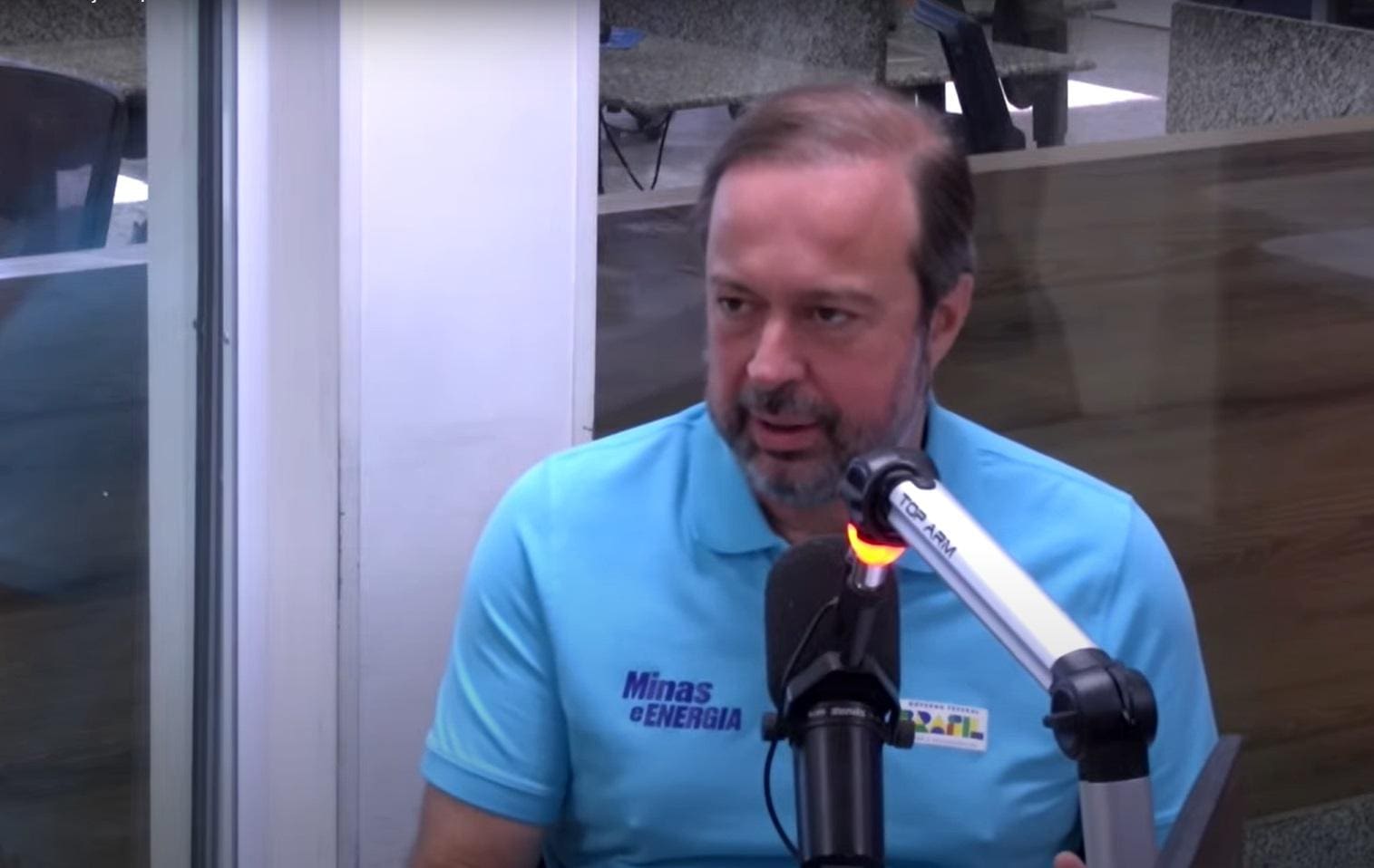 O ministro de Minas e Energia, Alexandre Silveira, concedeu entrevista exclusiva à FM O TEMPO nesta sexta-feira (9)