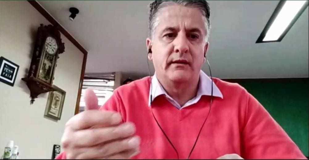 Lucas Coelho, do Avante