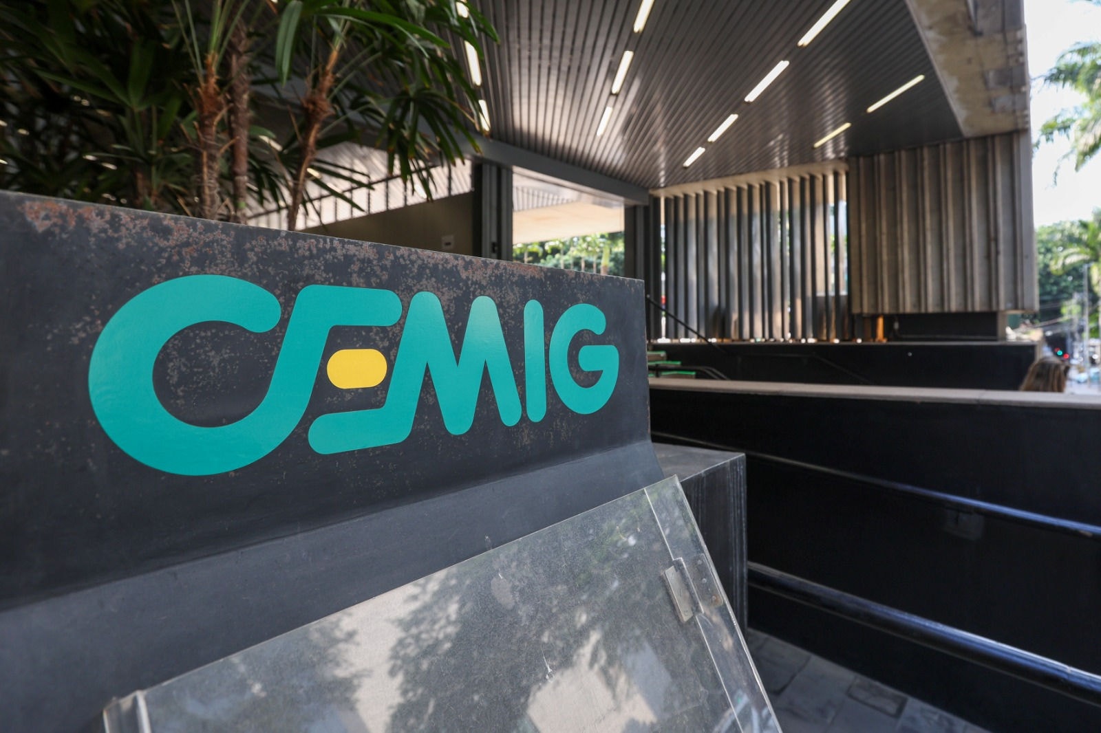 Cemig abriu licitação para comprar novos transformadores, mas deixa empresa mineira de fora