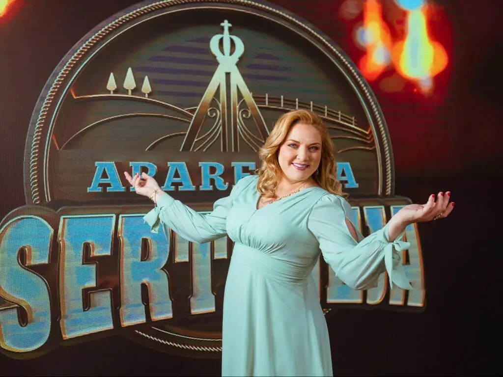 Mariangela Zan comanda o Aparecida Sertaneja